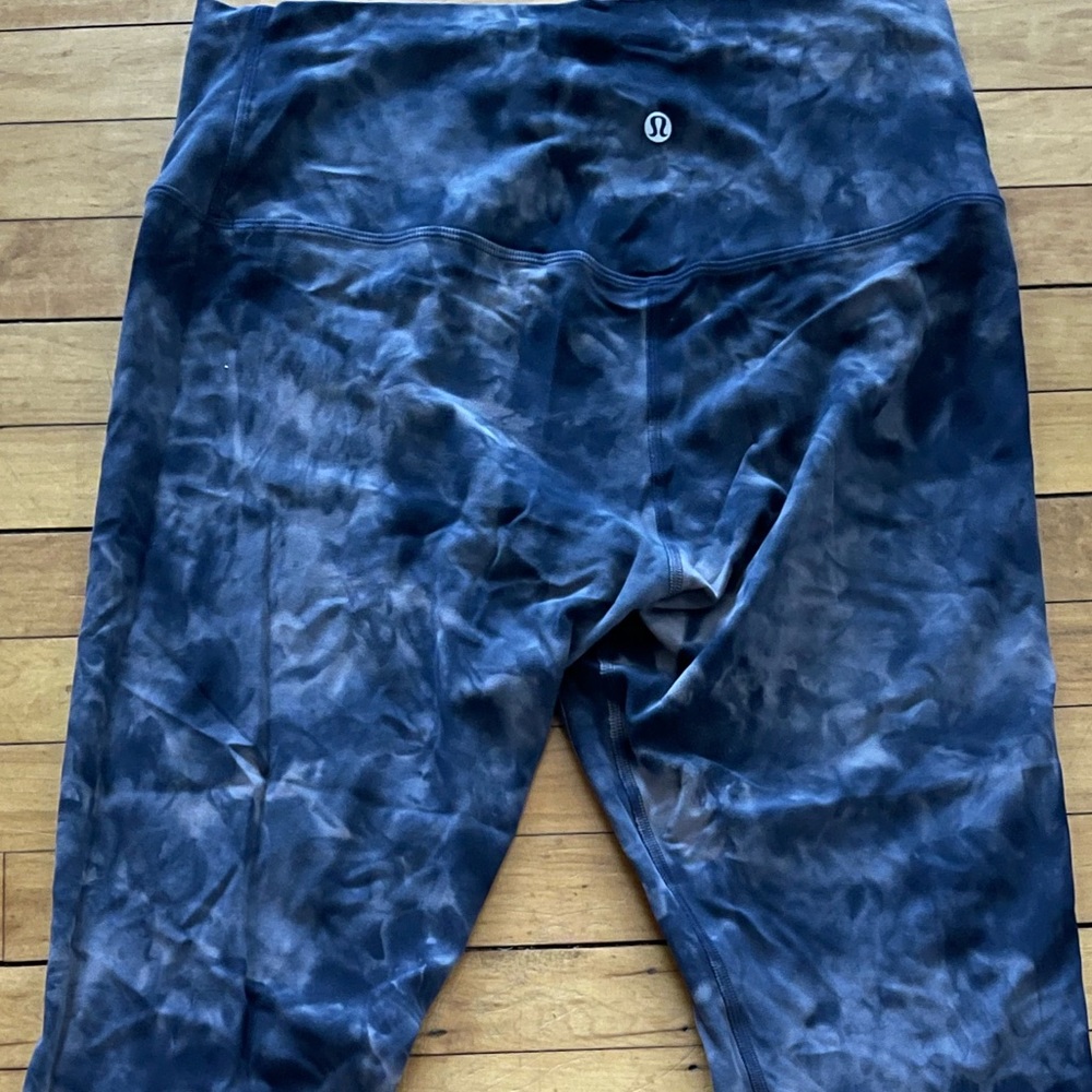 Size 12 barely worn Align Full Length Size 12 tall blue/pink